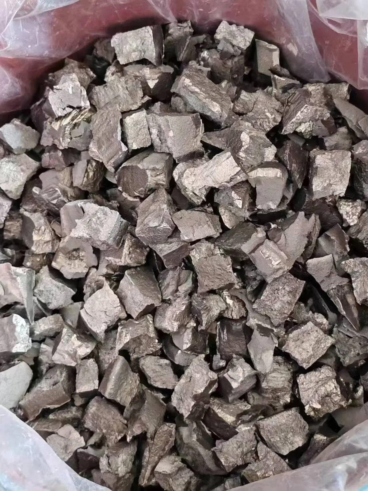 Iterbio 99 9
